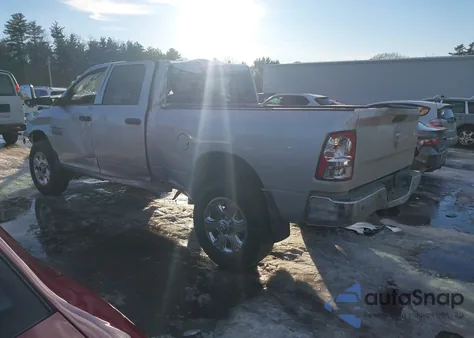 2017 Ram 2500 Tradesman 4X4 6'4 Box from USA, damaged, VIN 3C6UR5CL8HG568568